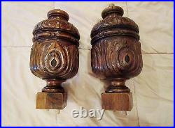 2 anciens gros pieds boules-balustres-colonnes en bois sculpté-carved wood-