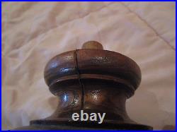 2 anciens gros pieds boules-balustres-colonnes en bois sculpté-carved wood-
