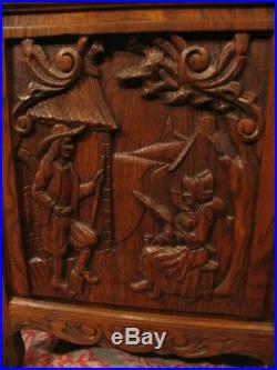 ANCIENNE HORLOGE COMTOISE BRETONNE sculptée de personnages bretons meuble