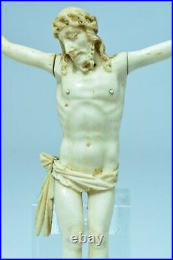 Ancien Beau Christ Corpus Christi Patiens sculpté 18ème Religieux crucifix