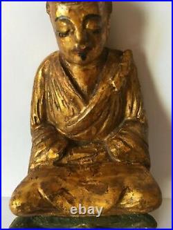 Ancien Bouddha. Bois sculpté. Magnifique polychromie