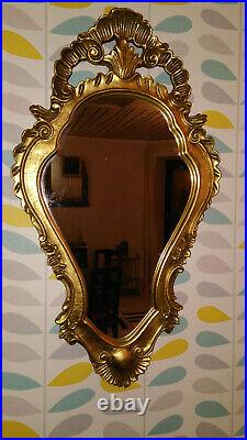 Ancien Cadre Miroir en bois doré sculpté de style baroque