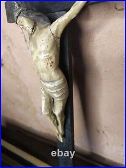Ancien Christ Crucfix en bois sculpté polychrome XVIII XIX ème