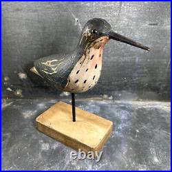 Ancien Leurre de Chasse oiseau Appelant en Bois Sculpté Polychrome. Milieu XXè