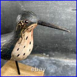 Ancien Leurre de Chasse oiseau Appelant en Bois Sculpté Polychrome. Milieu XXè