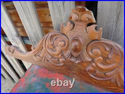Ancien fronton en bois sculpté, boiserie décorative sculptée, déco maison Shabby