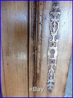 Ancien panneau de porte de meuble en bois sculpté Roméo et Juliette. SUPERBE