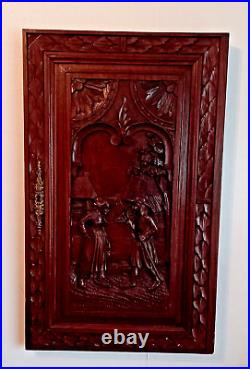 Ancien panneau porte de buffet bois sculpté décoration scène romantique