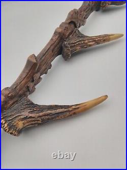 Ancien porte fusil en bois sculpté Foret Noire XIXème siècle, bois de cerf