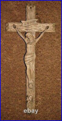 Ancien rare grand crucifix Jesus Christ sur la croix bois sculpté statue XIXEME