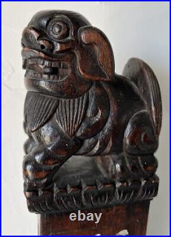 Ancienne Colonne Asiatique en Bois Sculpté chien fo incrusté nacre Vietnam XIXe