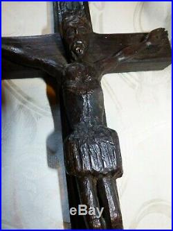 Ancienne Croix Religieuse Christ Sculpté en Bois Art Populaire XVIII eme