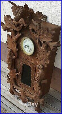 Ancienne Pendule, Horloge, Carillon, Coucou, Forêt Noire en Bois sculpté H 70 cm