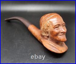 Ancienne Pipe Voltaire Sculpté en Bois de Bruyère Signé Realbriar