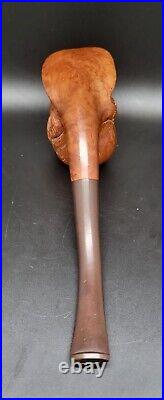 Ancienne Pipe Voltaire Sculpté en Bois de Bruyère Signé Realbriar