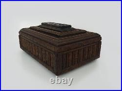 Ancienne boîte, cave à cigare en bois sculpté, boîte tramp art, Art populaire