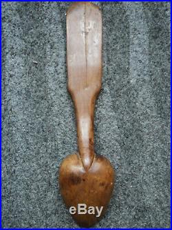 Ancienne cuillère bois sculpté gravé coeur croix Hautes Alpes Art Populaire XIX
