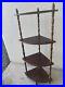 Ancienne-etagere-d-angle-en-bois-sculpte-01-ujlo