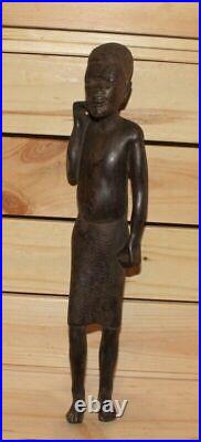 Ancienne figurine africaine en bois sculptée à la main