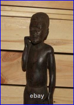 Ancienne figurine africaine en bois sculptée à la main