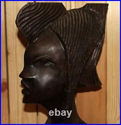 Ancienne figurine buste femme en bois sculpté à la main africaine