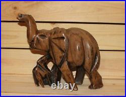 Ancienne figurine éléphant en bois sculpté à la main