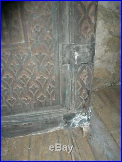 Ancienne porte monumentale judaique Marocaine bois sculpté