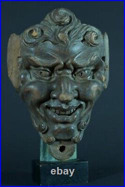 Ancienne sculpture bois sculpté portrait visage Faune Diable Satyre Noyer 19 ème