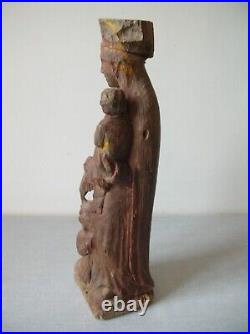 Ancienne statue catholique La Vierge et Enfants en bois sculpté de 36 cm