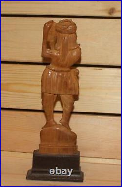 Ancienne statuette asiatique en bois sculpté à la main