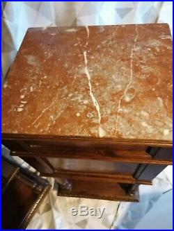 BELLE paire D'Anciennes Tables DE CHEVET BRETONNE en bois sculpté et marbre