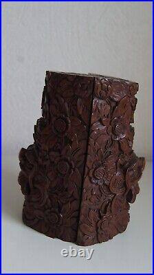 Belle ancienne paire de serre livre en bois sculpté bali statue karang boma sae