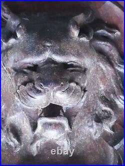Bois Sculpté Bas Relief Ancien Tête de Lion Sculpture Animale