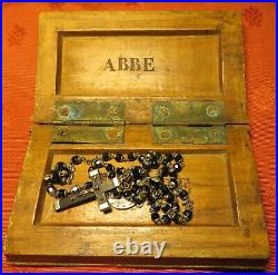 COFFRET -BIBLE RELIQUAIRE ancien BOIS sculpté & CHAPELET en HEMATITE INSOLITE