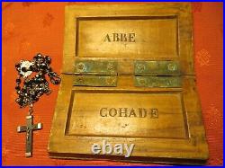 COFFRET -BIBLE RELIQUAIRE ancien BOIS sculpté & CHAPELET en HEMATITE INSOLITE