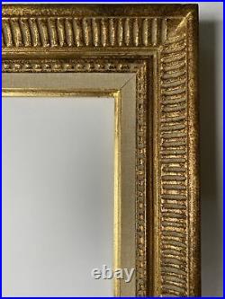 Cadre ancien en bois doré à la Feuille Or et sculpté Canaux Format 45 cm x 37 cm