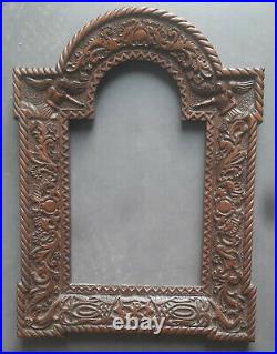 Cadre ancien en bois sculpté d'anges Art populaire/ Folk art carved frame