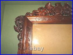 Cadre ancien en bois sculpté de chauve-souris. Chine, Indochine. Monoxyle