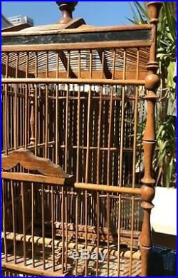 Cage ancienne à oiseaux en bambou sculpté