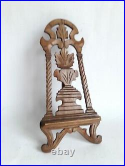Chevalet ancien de table ou de présentation bois sculpté
