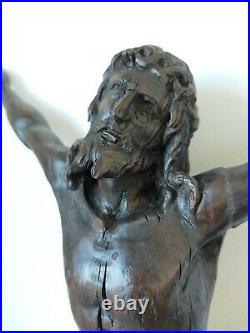 Christ très ancien en bois sculpté ciré 50cm (diagonale main pied)