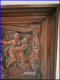 Élément de panneau anciens en bois finement sculpté. XVIII siècle