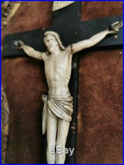 Grand CRUCIFIX XVIIIe 18e Stuc Dore Jesus Corne sculpte Ancien Chretien Art