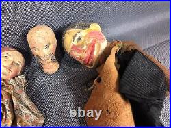 Lot de 4 anciennes marionnettes à gaine de théâtre de Guignol en bois sculpté