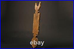 Masque africain en bois ancien masque en planche Luruya bois sculpté à la mai