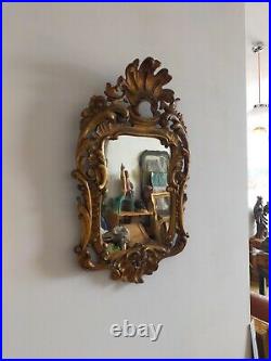 Miroir ancien en bois sculpté 61x38 environ