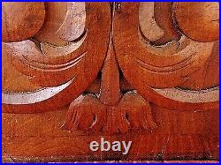 Paire de panneaux de portes anciennes-bois sculpté-déco blason -carved wood-