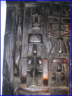 Rare Ancienne Porte de grenier à mil Dogon sculptée Mali