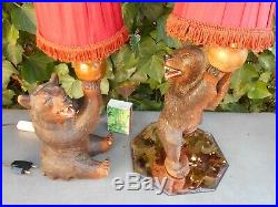 Rare ancienne superbe paire de lampes de chevet à décor ours sculpté FORET NOIRE