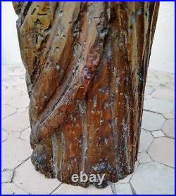 Saint Personnage (ou prophète) très ancien en bois sculpté